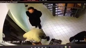 Взлом квартиры. Захват территории.