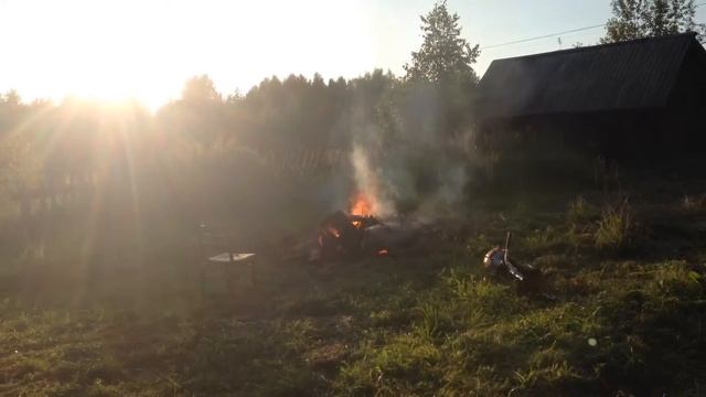 Монтажная пена брошенная в огонь смотреть онлайн