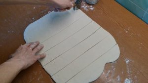 2 часть изделия из слоеного теста из свиного жира