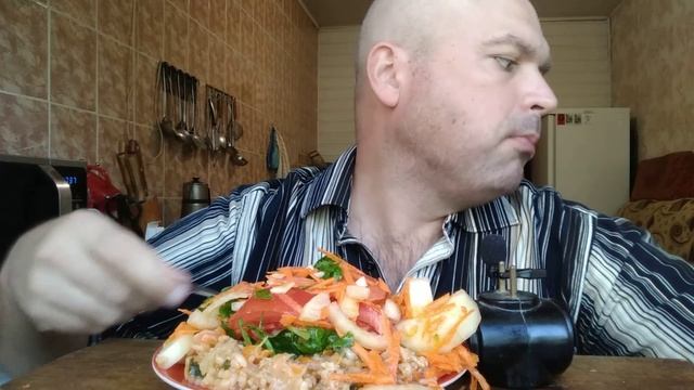 МУКБАНГ ЛЕНИВЫЕ ГОЛУБЦЫ/ОБЖОР РИС смотреть онлайн