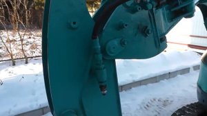 Мини Экскаватор HITACHI  EX15 UR из Японии.
