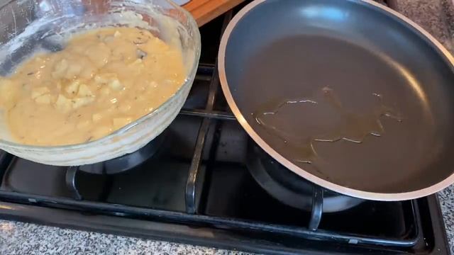 БАНАНОВЫЕ ОЛАДЬИ С ЯБЛОКАМИ, НЕЖНЫЕ И ВОЗДУШНЫЕ НА ВСЕ ВРЕМЕНА | Irina Belaja смотреть онлайн