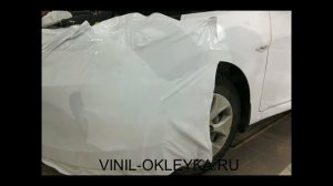 Оклейка авто белой пленкой для такси в Москве