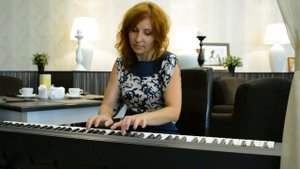 Юрий Антонов - Снова месяц взошел на трон (piano cover)