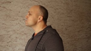 Убираем зажимы вытягивая шею. Упражнения для шеи на каждый день