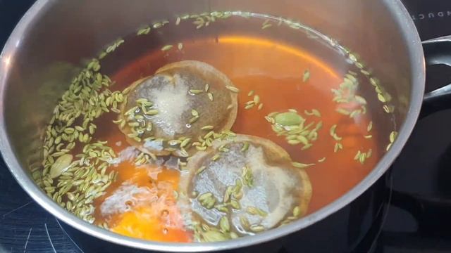 Lækker indisk te med fennikelfrø og kardemomme/ Karak Chai смотреть онлайн