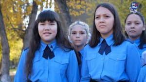 Кадеты 6 «в»  класса СОШ №24 поздравили педагогов с Днем учителя