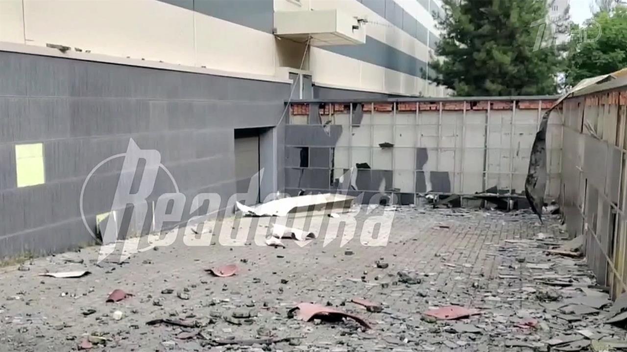 Украинские боевики нанесли удар кассетными снарядами по жилым кварталам Донецка