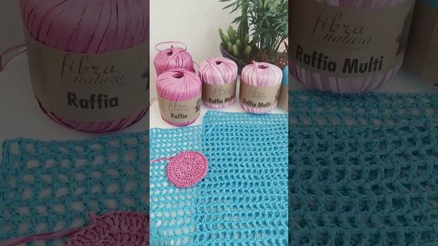 Сумки из рафии  вяжутсябольшие маленькие #вязаннаясумка #knitting #сумкакрючком #вяжусумку#хендмейд