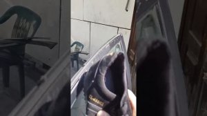 Способ как очистить автомобиль от остатков двухстороннего скотча