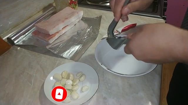 Рецепт очень вкусного сало сухой засолки   Ինչպես համեղ պատրաստել խոզի սալը