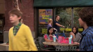 Kickin'.It.S01E02.Fat.Chance.WEB-DL_x264