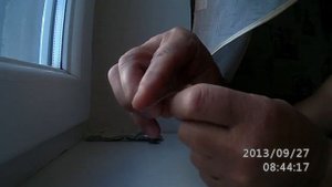Как привязать леску к карабину.