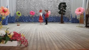 Кожушко А. и Заречный Д., народно-сценический танец "По малину в лес пойдем"