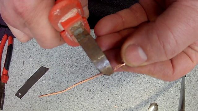 БЛЕСНА !!! ВЕРТУШКА !!!Своими руками .Из КАСТРЮЛИ !!!(Homemade baubles for perch from pans) смотреть онлайн