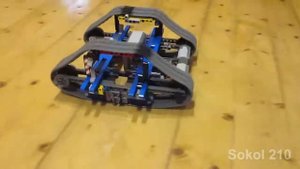 Переваротная машина на гусеницах из конструктора лего техник