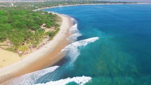 Arugam Bay Beach -  Surfing - Sri Lanka