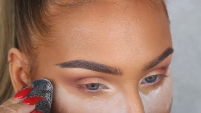 CLASSIC HOLIDAY GLAM GLITTER EYES RED LIPS | MAKEUP TUTORIAL смотреть онлайн