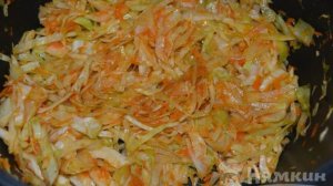 Кулебяка с капустой из слоеного теста