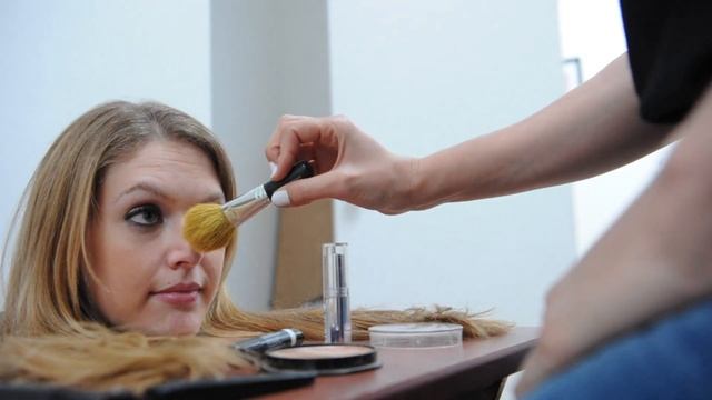 The World of Some Assembly Required смотреть онлайн