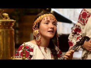 "УГОЛОК РОССИИ" - в исполнении песенного дуэта "РУССКАЯ ДУША"  сестёр Марии и Софии ЧЕРНЫШЁВЫХ.