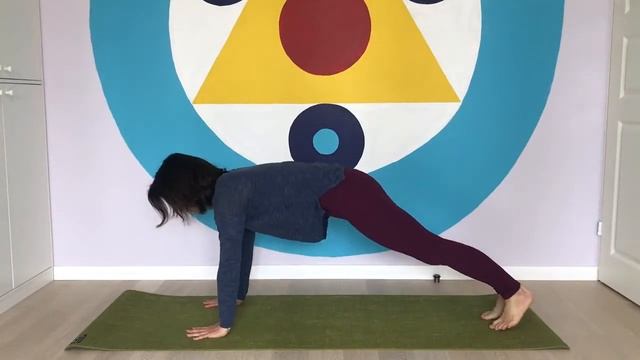 Цигун упражнения. Бадуаньцзинь 8 кусков парчи. Дыхательная гимнастика цигун для начинающих 8 упражнений. Цигун упражнения для начинающих. Внутренние силы человека.