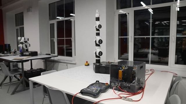 Проект "Степень Свободы". Обучение промышленной робототехнике.