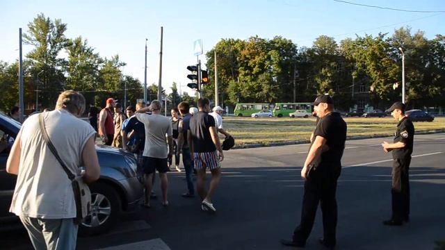 Перекрытие дороги в Харькове, часть 2 смотреть онлайн
