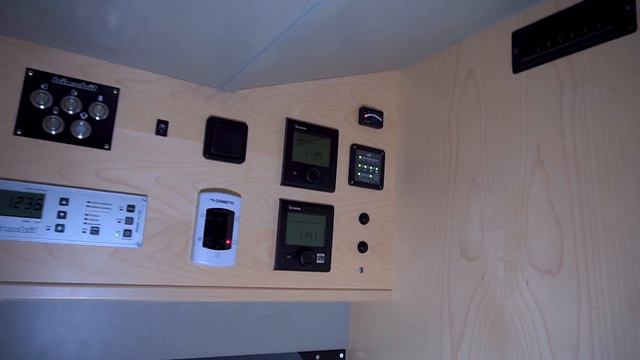 made in Germany: New Mercedes Motorhome Unimog 4x4 Offroad Bimobil EX432 смотреть онлайн