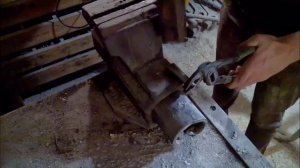 Как сделать стрелу для лука своими руками
#самоделки #стреласвоимируками