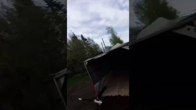 Лëгкая и быстрая разгрузка прицепа,при помощи пвх тента смотреть онлайн