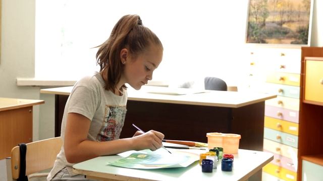 Впервые в Минске. Детские рисунки украсили улицы Заводского района смотреть онлайн