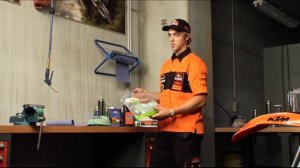 MX Training - Stefan Everts - Cleaning your Air Filter