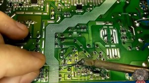 Не включается телевизор FUSION FLTV-19W6. Перегорел сетевой предохранитель.