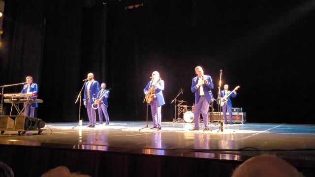 СКАЖИ МНЕ, ДЕВЧОНОЧКА - БГА "Песняры" смотреть онлайн