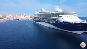 Круизный лайнер «Marella Discovery 2» в порту Паламос, Коста Брава, Испания.  20 мая 2024 года.