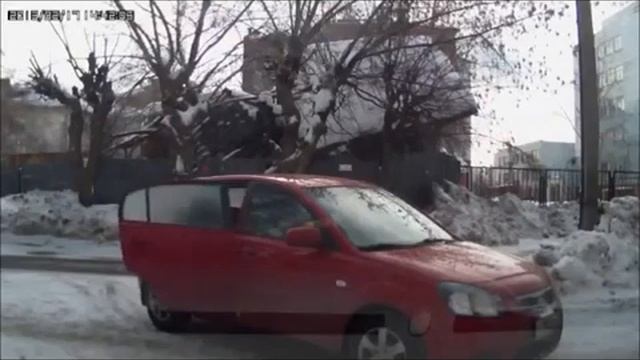 Хамство на дорогах Твери выезд со двора смотреть онлайн