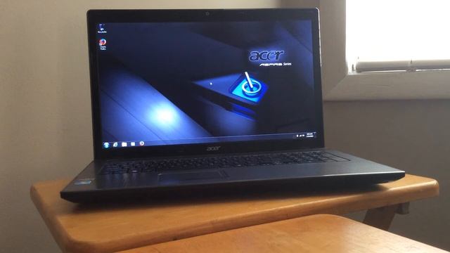Acer Aspire 7250 Notebook, 17.3" AMD E-450, 4GB RAM, 500GB HDD, Win7 смотреть онлайн