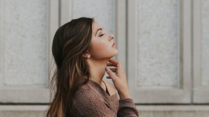 Привела домой мужчину с улицы, пока муж развлекался с другой, то, что произошло на утро, шокирует