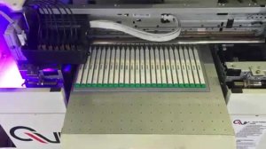 Печать на белых ручках УФ принтер Azon QUV