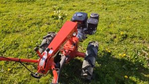 Работа мотоблока МТЗ 09-Н.