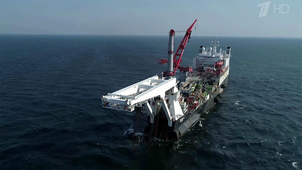 Строительство подводного газопровода "Северный поток-2" смогут возобновить в ближайшее время