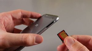 ZTE Blade V6 / ZTE Blade D6 - How To Insert / Remove a SIM Card