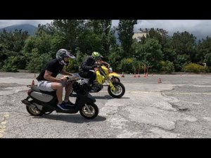 Yamaha Jog vs Yamaha T-MAX 500