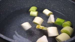ОВОЩНОЙ БУЛЬОН — вкусный бульон из овощей / базовый простой рецепт / веганский / постный рецепт