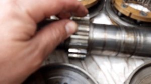 МТЗ 952 КТО ВИНОВАТ ЗАКЛИНИЛА КОРОБКА