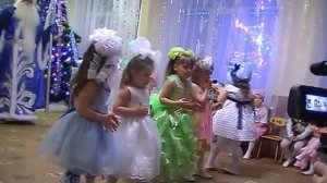 новогодний танец кукол