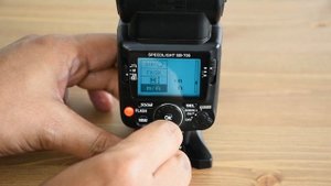 Detailed features and review of Nikon SB-700 speed light flash