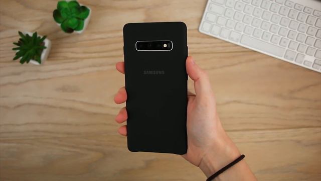 Official Samsung S10 / S10 Plus Silicone Case Review смотреть онлайн
