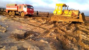 Пожарные едут на вызов. Пякяхинское месторождение